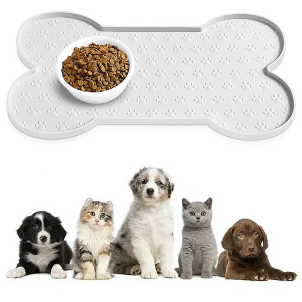 ⁦Silicone Pet Anti-spill Easy Cleaning Feeding Mat⁩ – תמונה ⁦4⁩